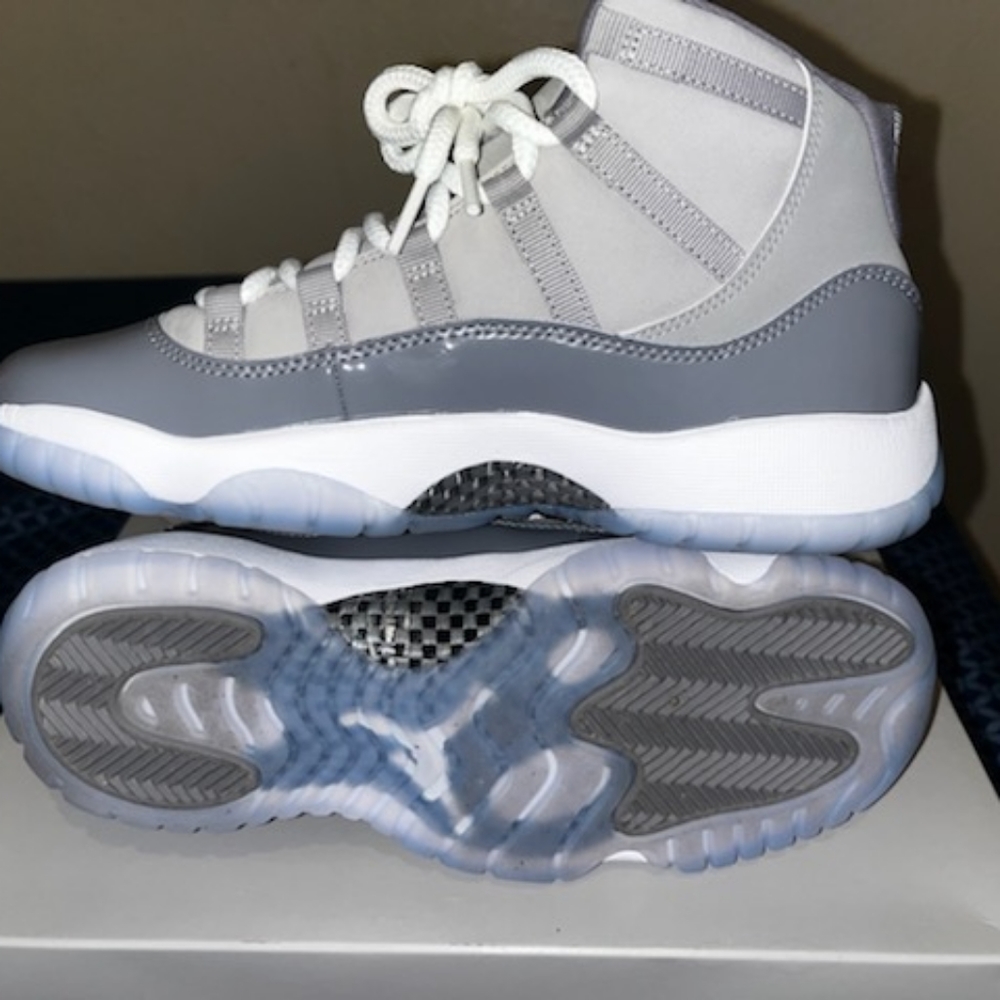 Cool grey Jordan's